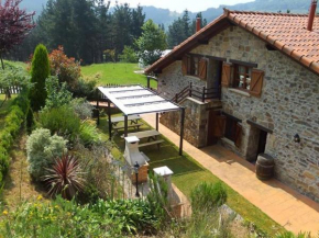 Urresillo Landetxea, Larrauri